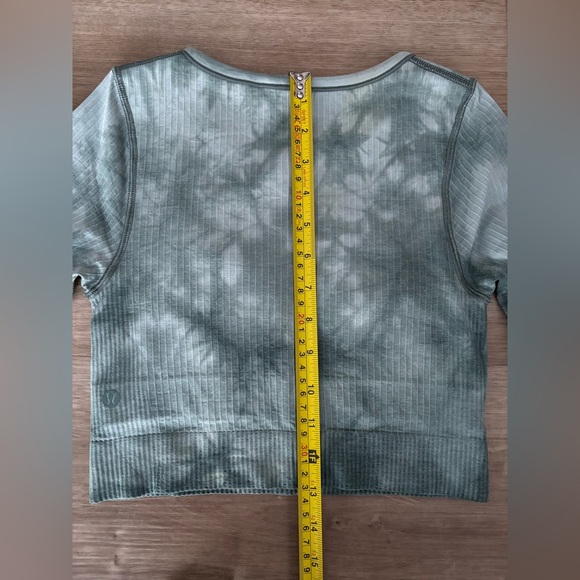 Lululemon Ebb to Street Long Sleeve, size 4 - Picture 5 of 7